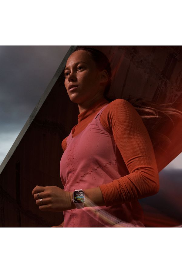 Apple Watch Series 9 GPS 41mm Pembe Alüminyum Kasa ve Uçuk Pembe Spor Kordon - M/L - Görsel 5