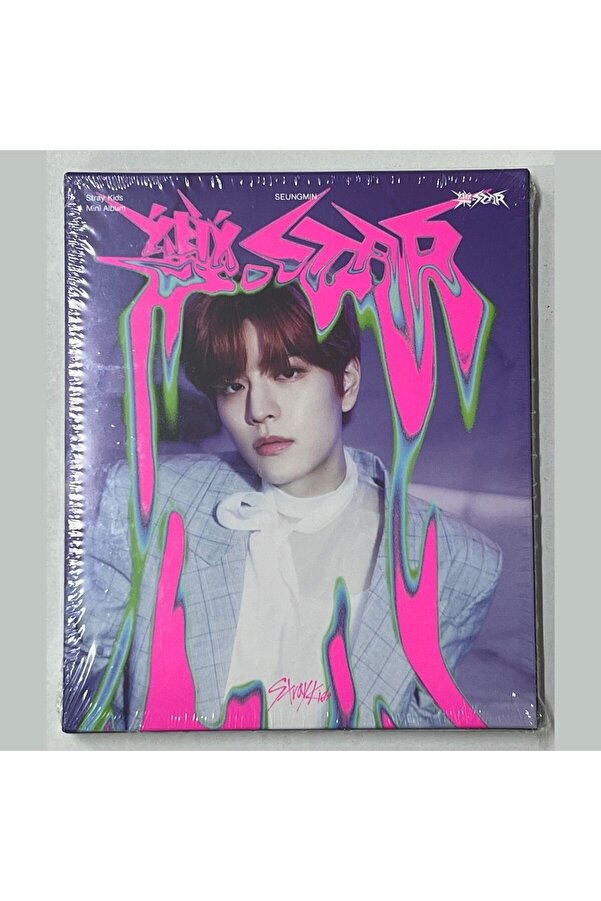 Stray Kids Mini Album – ROCK STAR (POSTCARD Ver.) SEUNGMIN