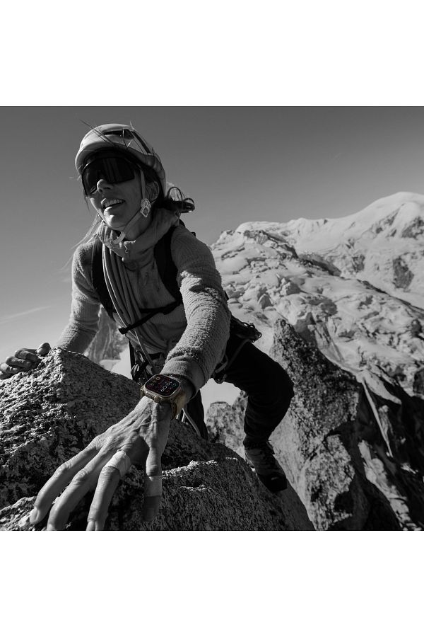 Apple Watch Ultra 2 GPS + Cellular, 49mm Titanyum Kasa ve Yeşil/Gri Trail Loop - S/M - Görsel 7