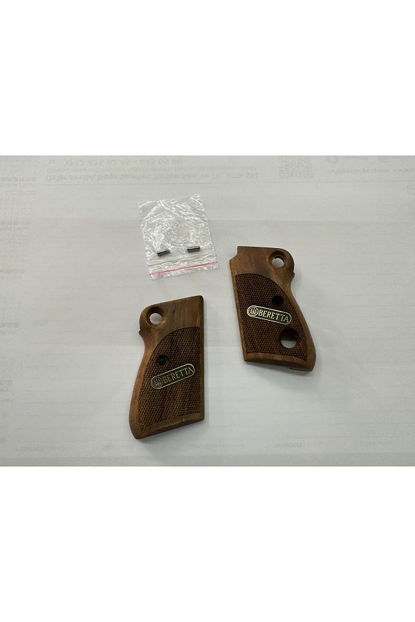 Beretta Düğmeli Tabanca Kabze