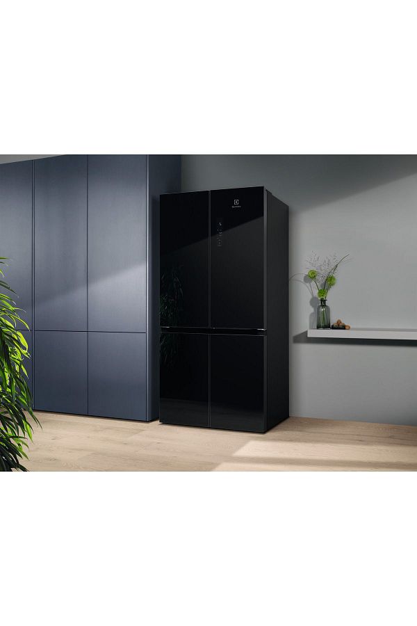 Electrolux ELT9VE52M0 90 cm MultiSwitch+ 522 lt E Enerji Siyah Cam Kapılı No Frost Gardırop Tipi Buzdolabı - Görsel 8