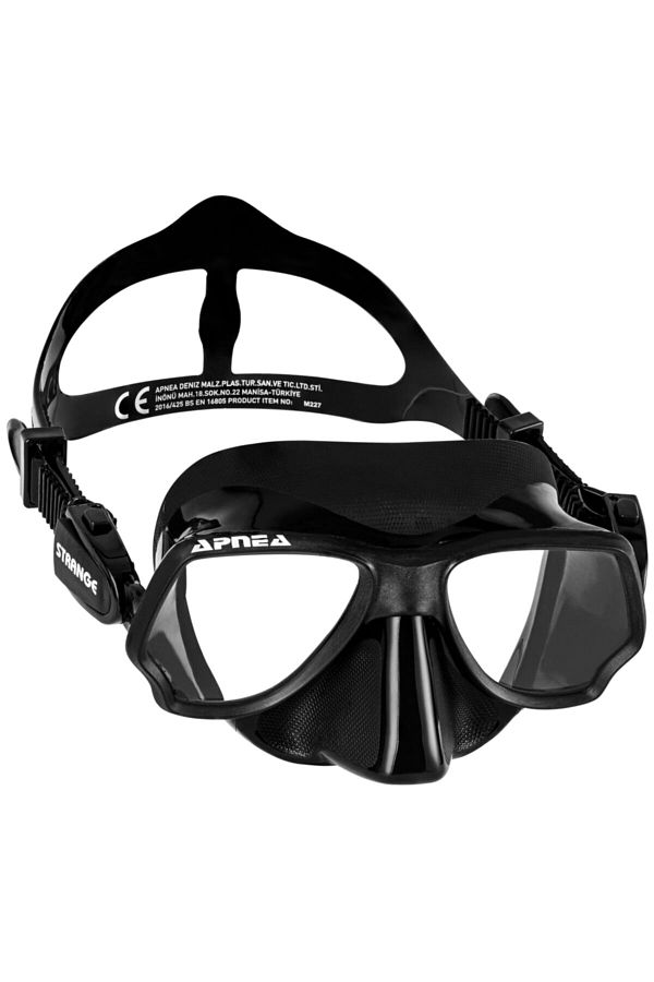 - Strange Black Maske