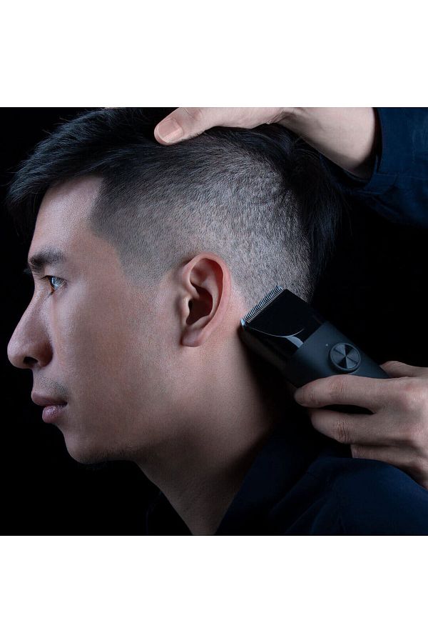 Xiaomi Şarjlı Profesyonel Tıraş Makinesi Seti Titanyum Seramik Bıçaklar 180dk Şarj Süresi Ipx7 - Görsel 7