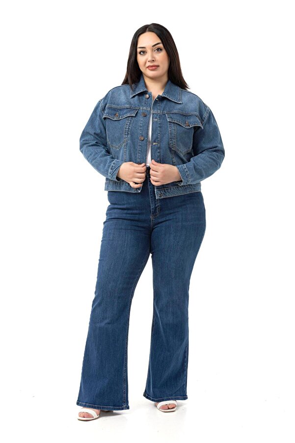 Chest Two-pocket Short Denim Jacket — Blue