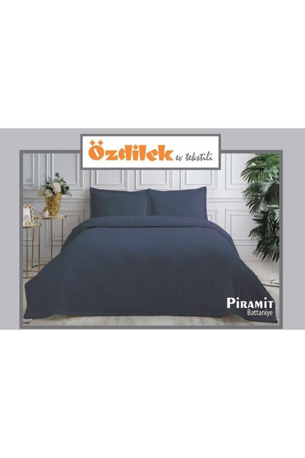 Piramit Battaniye 220x240 Larcivert