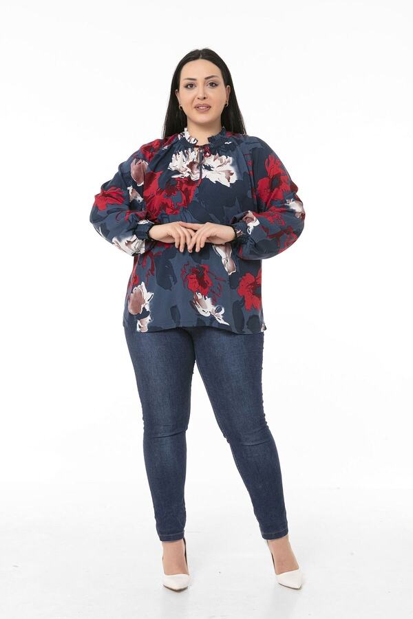 Frilled Teardrop Neck Sleeve Opening Smocked Floral Blouse — Navy