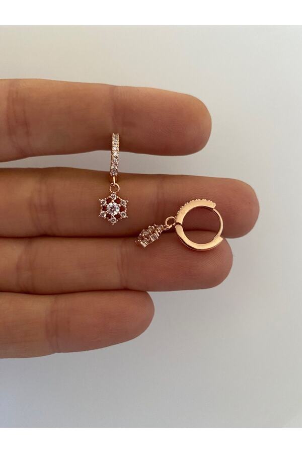 Zirkon Taşlı Tragus Helix Rook Lobe Uyumlu Sallantılı Halka Piercing