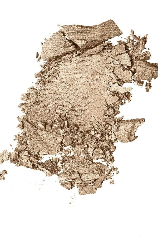 Baked Powder 04 Porcelain Ivory Işıltılı Bitişli Highlighter Toz Yüz Pudrası_4