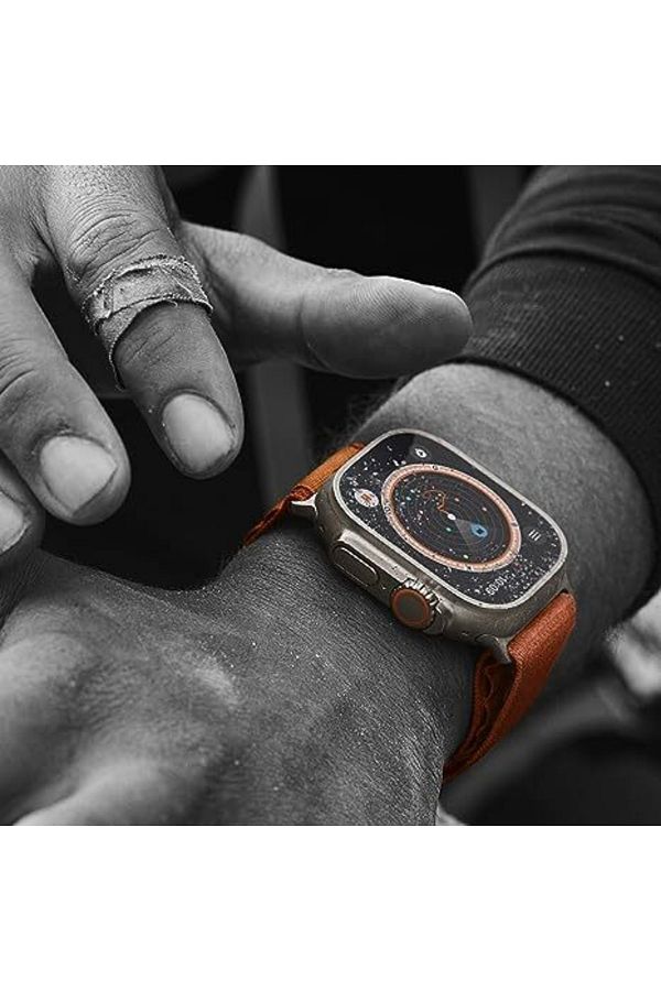 Apple Watch Ultra GPS + Cellular, 49mm Titanyum Kasa ve Sarı/Bej Trail Loop - S/M - Görsel 6