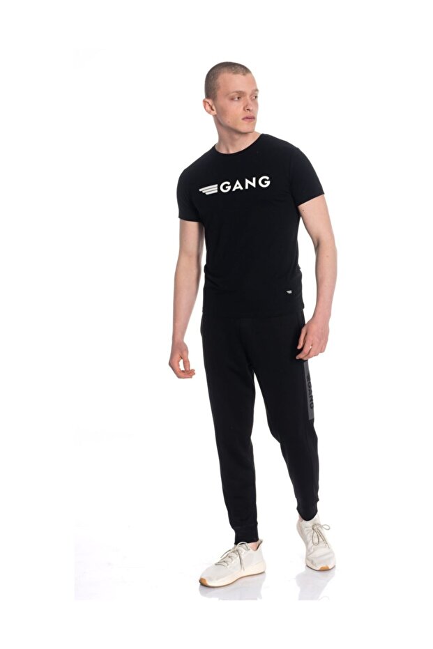 No.1 Black
