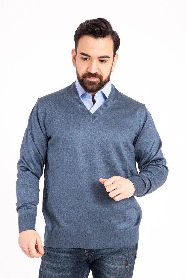 Men's Indigo V-Neck Knitted Sweater