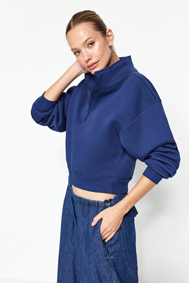 Lacivert Rahat Kesim Crop Basic Fermuarlı Dik Yaka Kalın İçi Polarlı Örme Sweatshirt TWOAW24SW00221 - 3