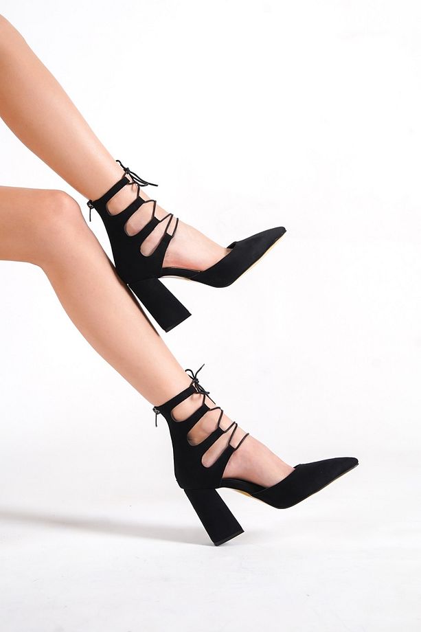 Bilekten Bağcıklı Siyah Kalın Topuklu Stiletto - 1