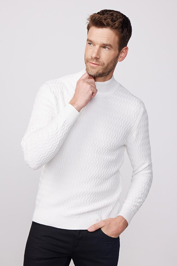 Men's Slim Fit Narrow Cut Half Turtleneck Patterned White Sweater