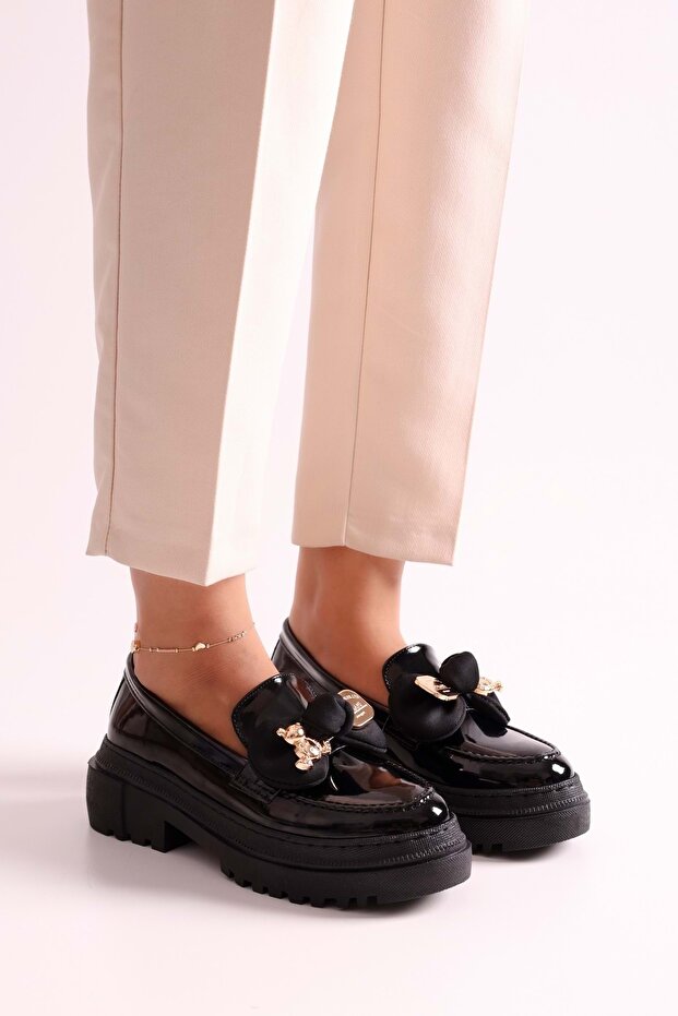 Női Astor fekete lakkbőr vastag talpú masnis naplopó fekete lakkbőr - 3