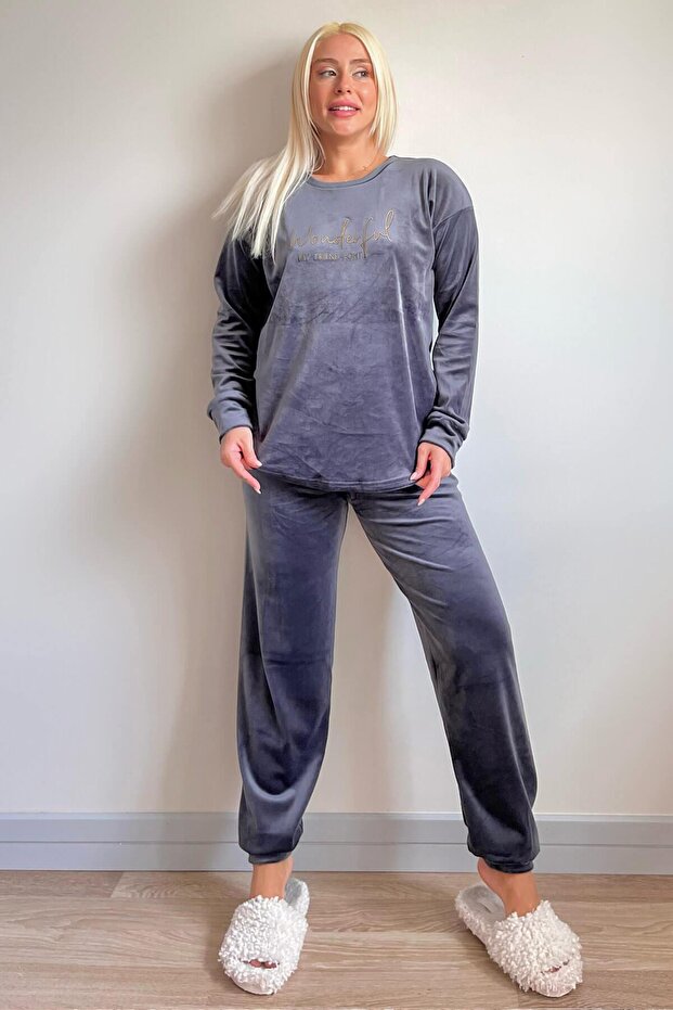 Šedá exkluzívna zamatová súprava dámskeho pyžama s nádherným vzorom - 5