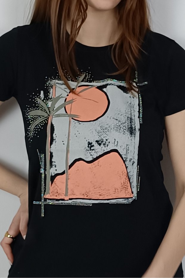 Women's Black Stone Accessory Palm Pattern T-Shirt