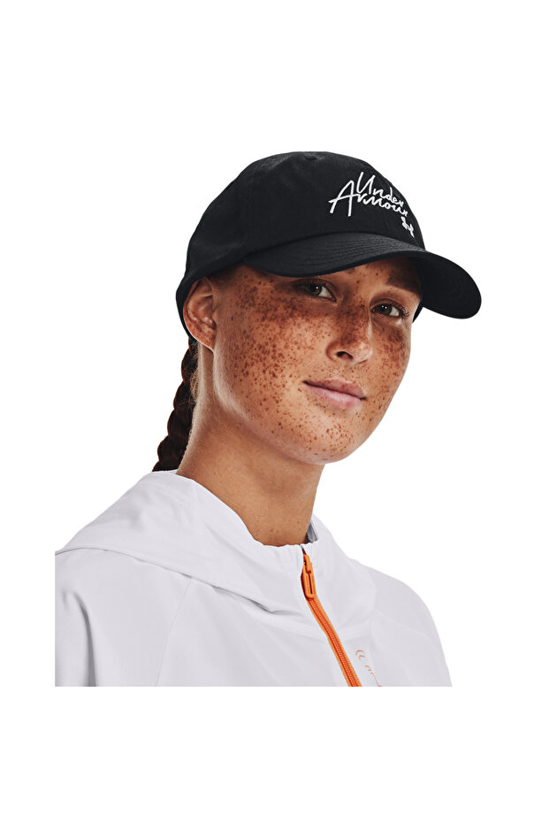Women's UA Favorite Hat1369790-003