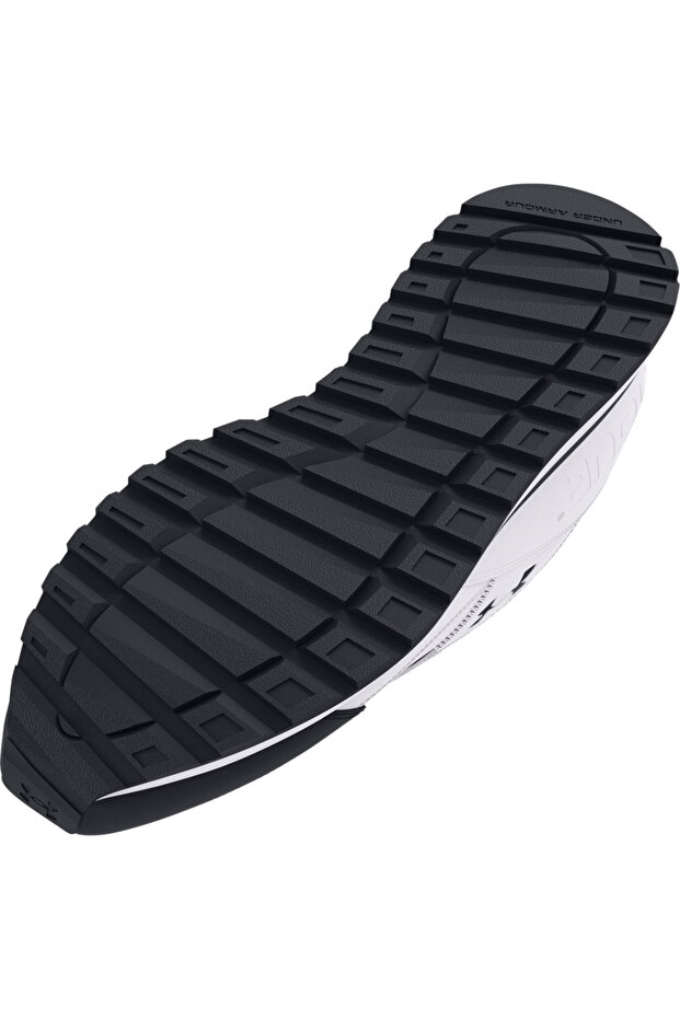 عداء أساسي من UA - 9