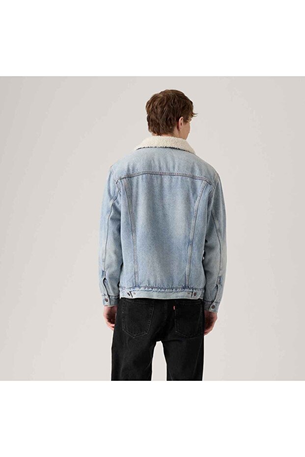 TRUCKER IN JEANS - 2