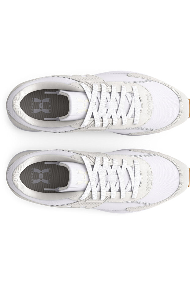 عداء أساسي من UA W - 5