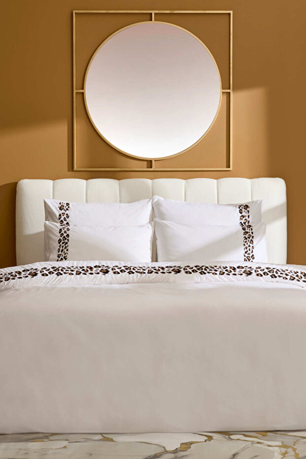 Furia 100% Cotton Embroidered Double Duvet Cover Set White