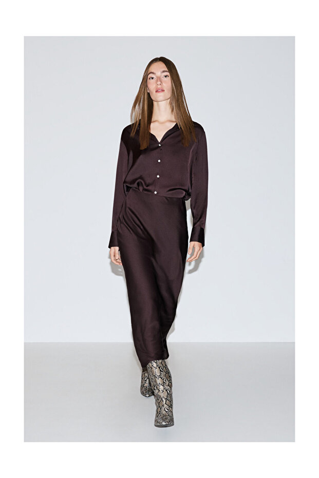 Kobieta Satynowa spódnica midi - 5