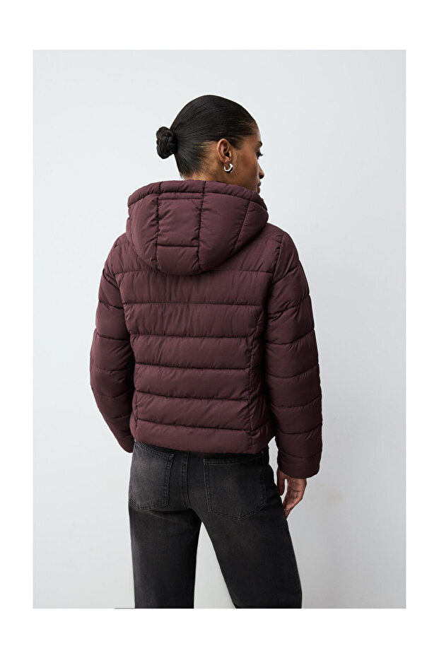 Kobieta NOWA KURTKA Z KAPTUREM I WYŚCIÓŁKĄ BSC - 4
