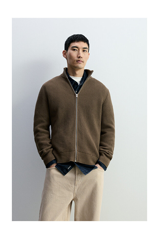 Man Knit Zip-Up Jacket - 1