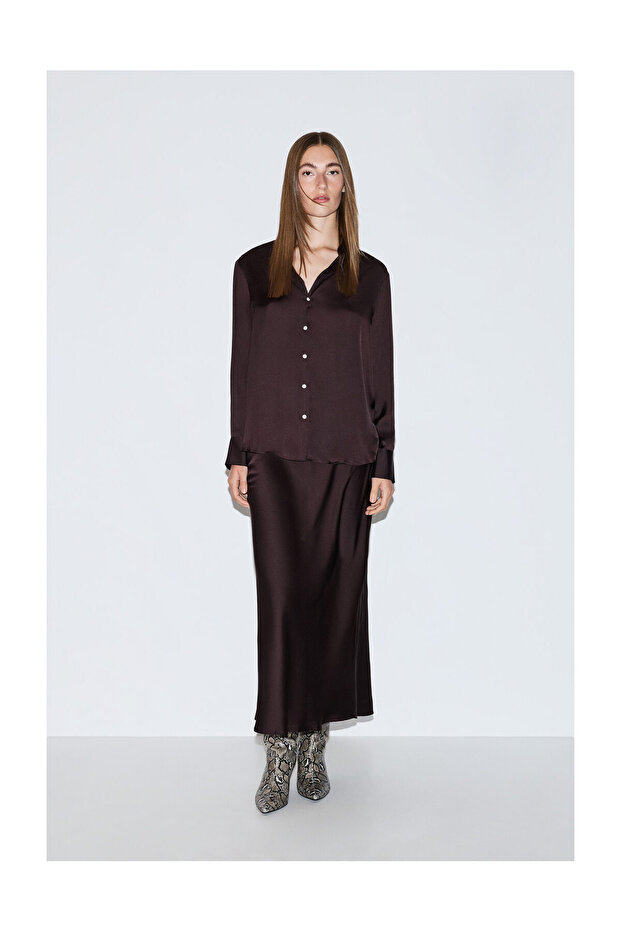 Kobieta Satynowa spódnica midi - 8