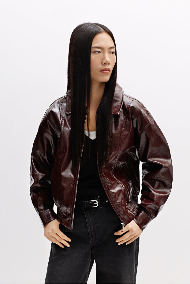 Kobieta Krótka błyszcząca kurtka bomberka - 1