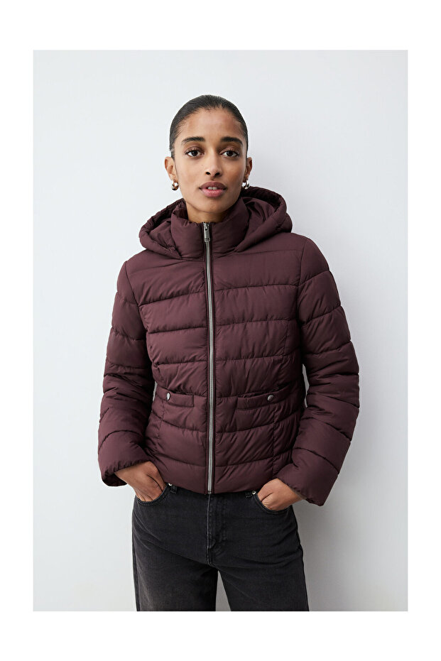 Kobieta NOWA KURTKA Z KAPTUREM I WYŚCIÓŁKĄ BSC - 9