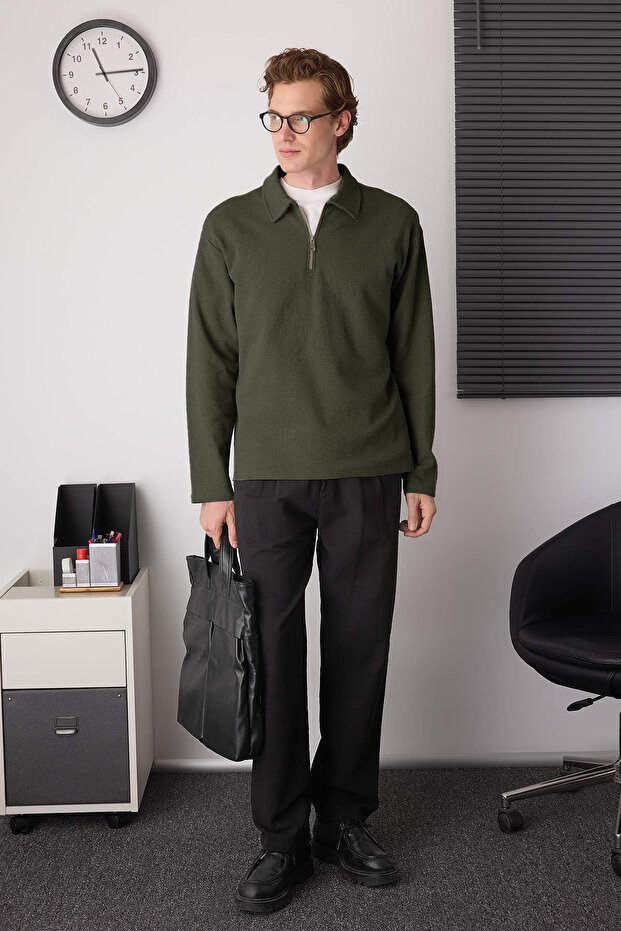Haki Düşük Omuz Regular Fermuarlı Polo Yaka T-shirt/Sweatshirt TMNAW26PO00000