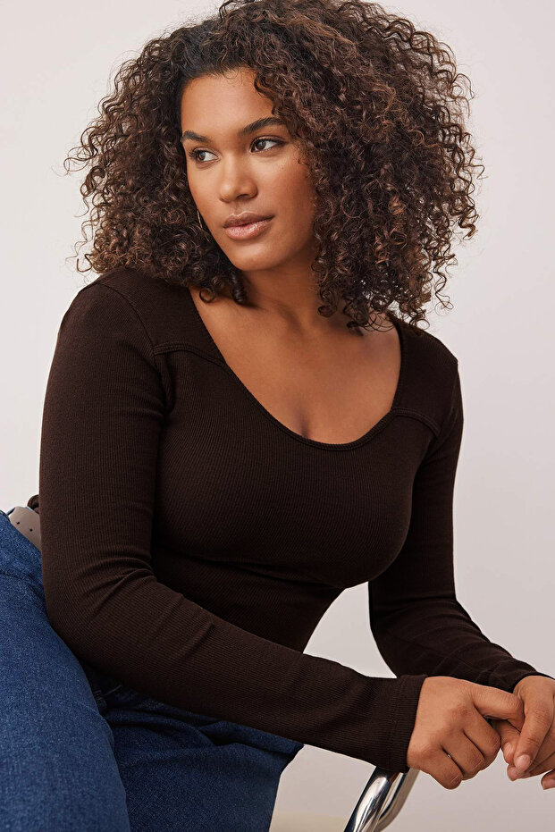 Kahverengi Kaşkorse Crop Örme Büyük Beden Bluz TBBAW26AF00057 - 2