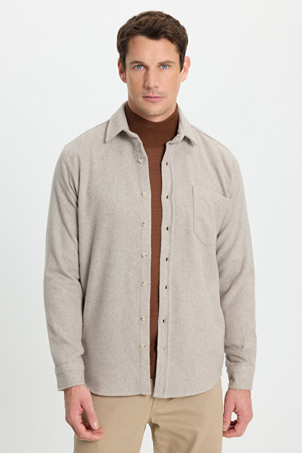 Men's regular fit classic cut dark mink lumberjack shirt with flat pockets