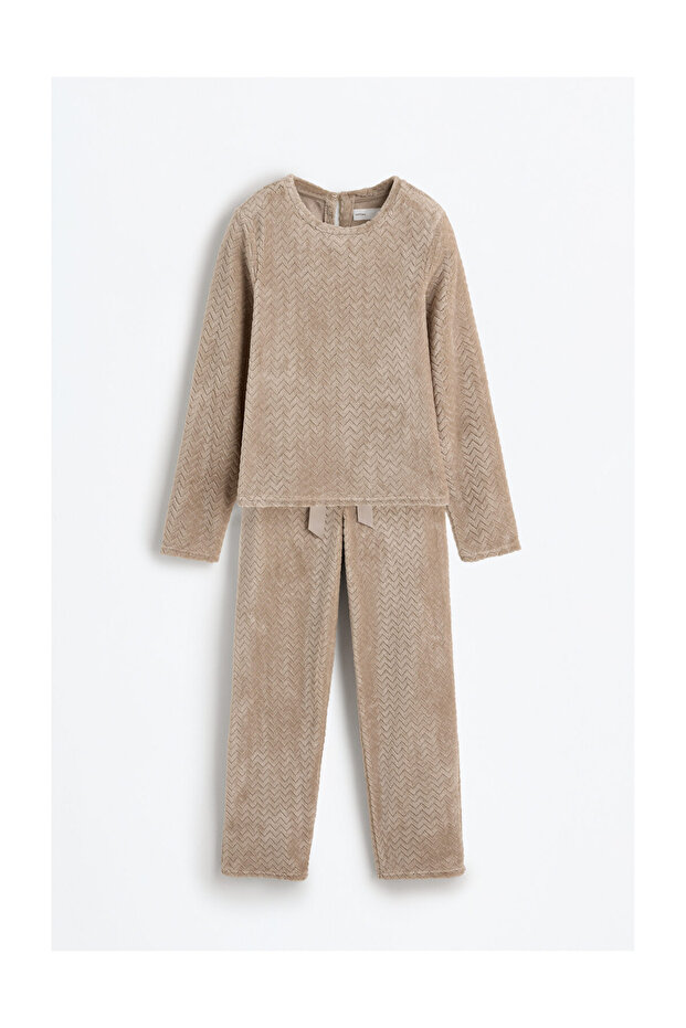 Női puha, halszálka mintás, bolyhos pizsama szett - 12