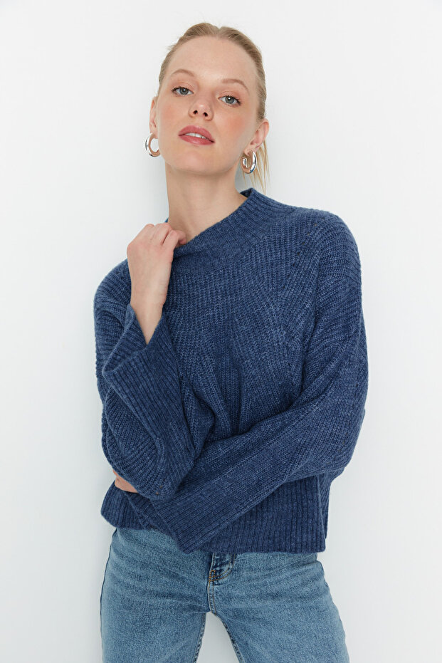 Trendyolmilla  Indigo Yumuşak Dokulu Basic Triko Kazak TWOAW22KZ0474 - Görsel 3