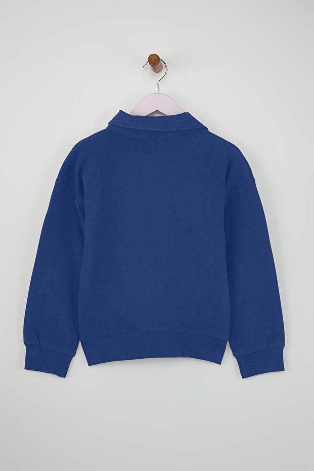 Lacivert Pamuklu Slogan Baskılı Polo Yaka Düşük Omuz Örme Kız Çocuk Sweatshirt TKDAW26SW00009 - 5