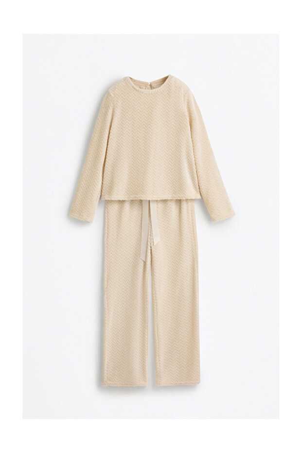 Női puha, halszálka mintás, bolyhos pizsama szett - 6