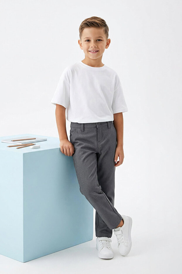 Gri Düz/Basic Regular Dokuma Erkek Çocuk Okul Pantolonu TKDAW26PL00000 - 1