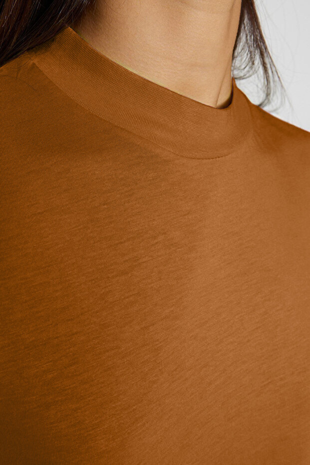 Açık Kahverengi %100 Pamuk Basic Regular/Normal Kalıp Dik Yaka Örme T-Shirt TWOAW20TS0096 - 7