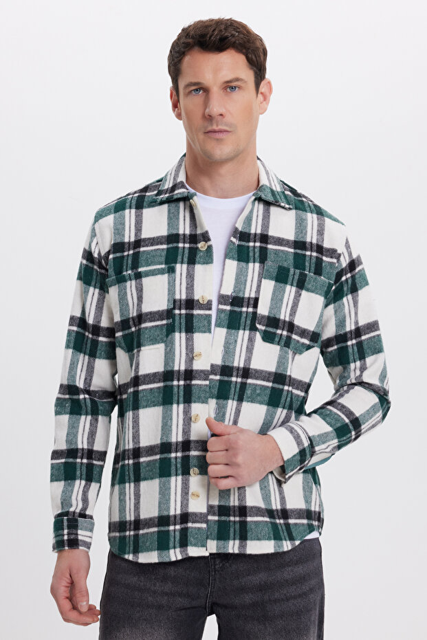 Men's Regular Fit Classic Cut Double Pocket Winter Lumberjack Checkered Shirt