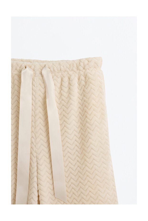 Női puha, halszálka mintás, bolyhos pizsama szett - 9