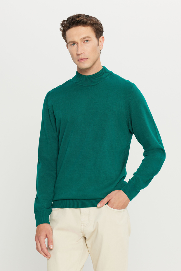 Men's Dark Green Non-Pilling Standard Fit Normal Cut Half Turtleneck Knitwear Sweater