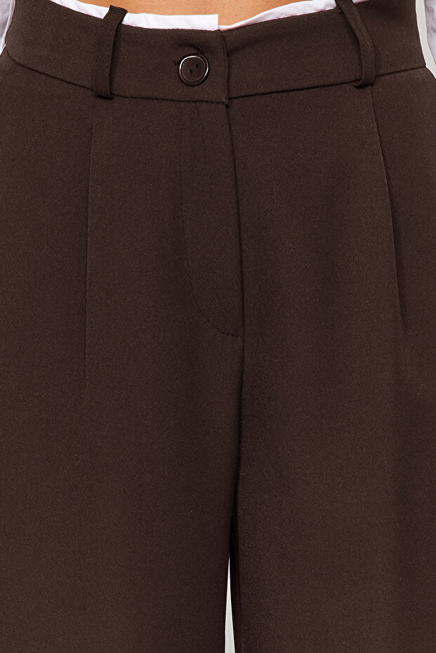 Koyu Kahverengi Kemer Detaylı Wide Leg/Geniş Paça Dokuma Pantolon TWOAW24PL00341 - 5
