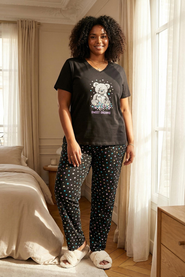 Siyah V Yaka Ayıcık & Yıldız Desenli Kapri Viskon Örme Pijama Takımı TBBSS25AI00068 - 2