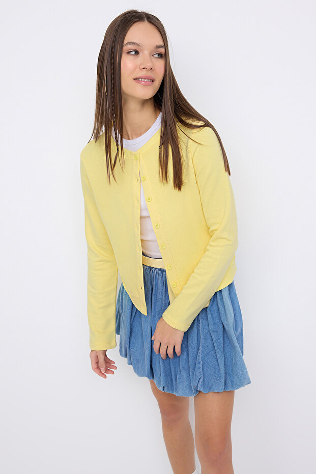 Teen Açık Sarı Düğmeli Regular/Normal Kalıp Örme Sweatshirt TWOAW26SW00162 - 5