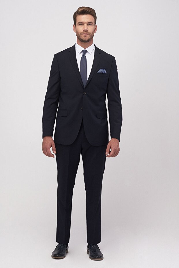 Men's Navy Blue Wool Slim Fit Slim Fit Water and Stain-Proof Nano Suit