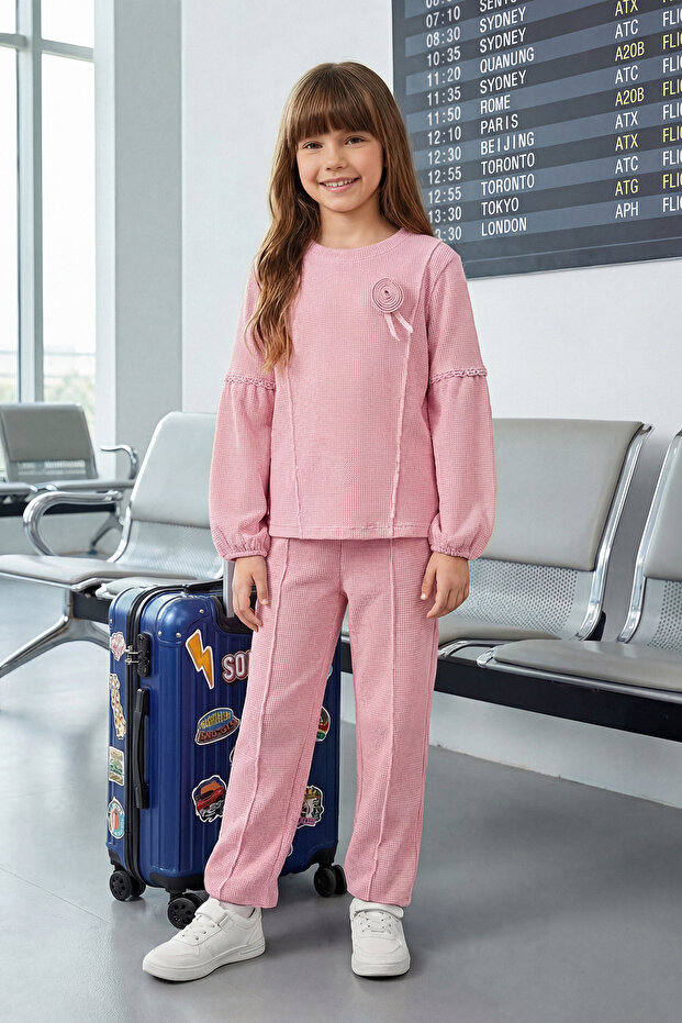 Gül Kurusu Aplikeli Düz Örme Kız Çocuk Dokulu Sweatshirt ve Eşofman Alt-Üst Takım TKDAW25AU00023 - 1