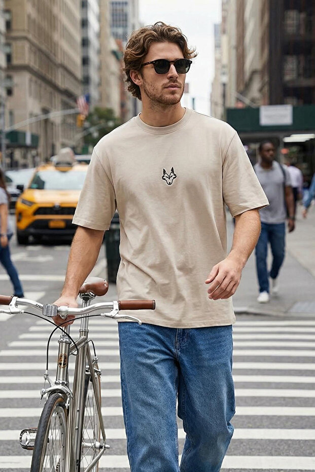 Taş Regular/Normal Kesim Kurt Nakışlı %100 T-Shirt TMNSS24TS00056 - 1